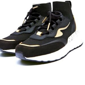 Zara Black and Gold Women's Sneakers